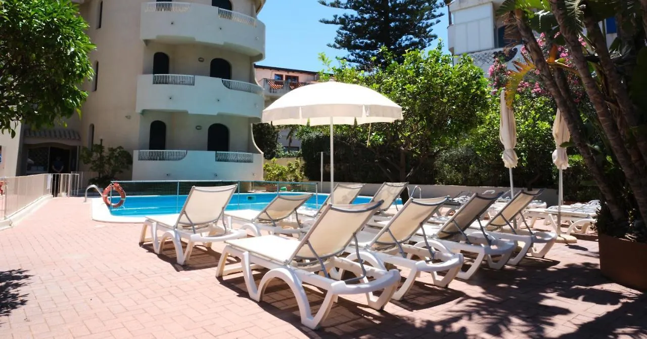 Villa Nettuno Residence Giardini-Naxos Italia