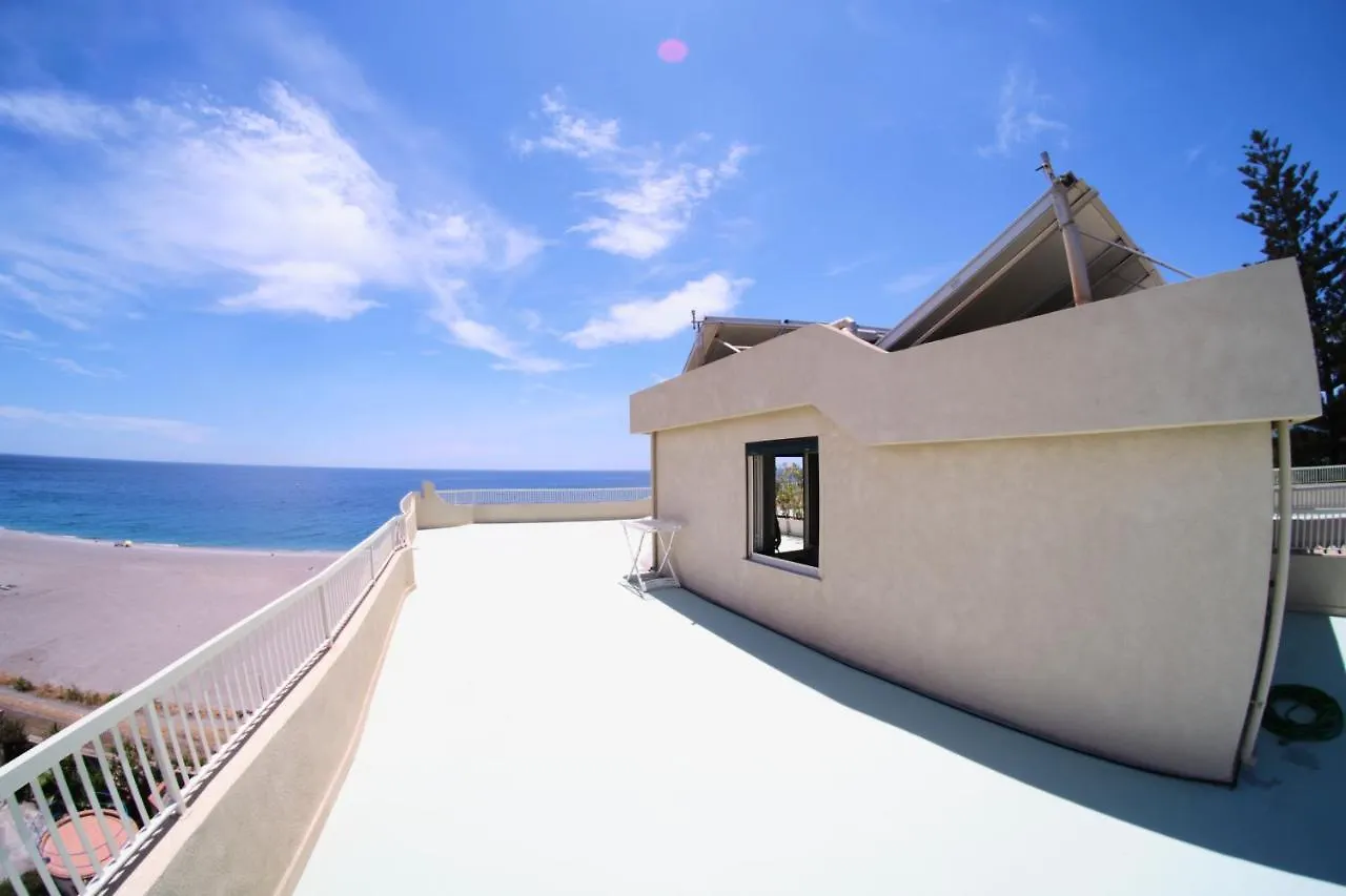 Villa Nettuno Residence Giardini-Naxos Apartahotel