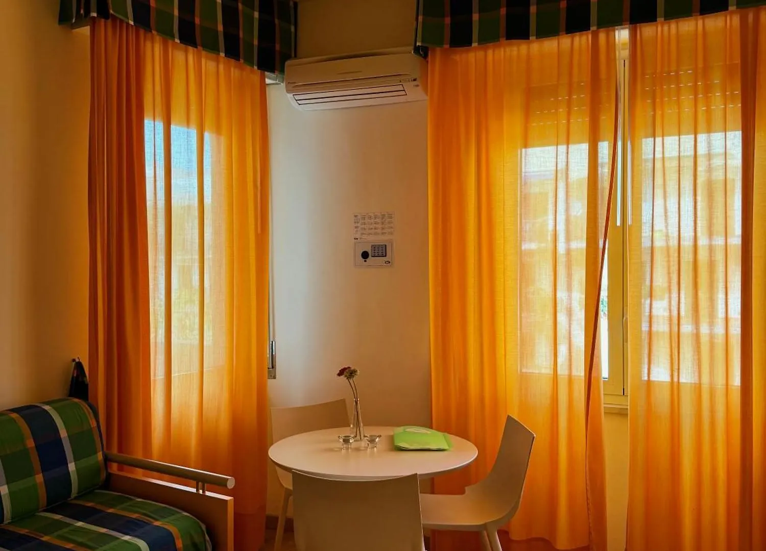 Villa Nettuno Residence Giardini-Naxos 0*,  Italia