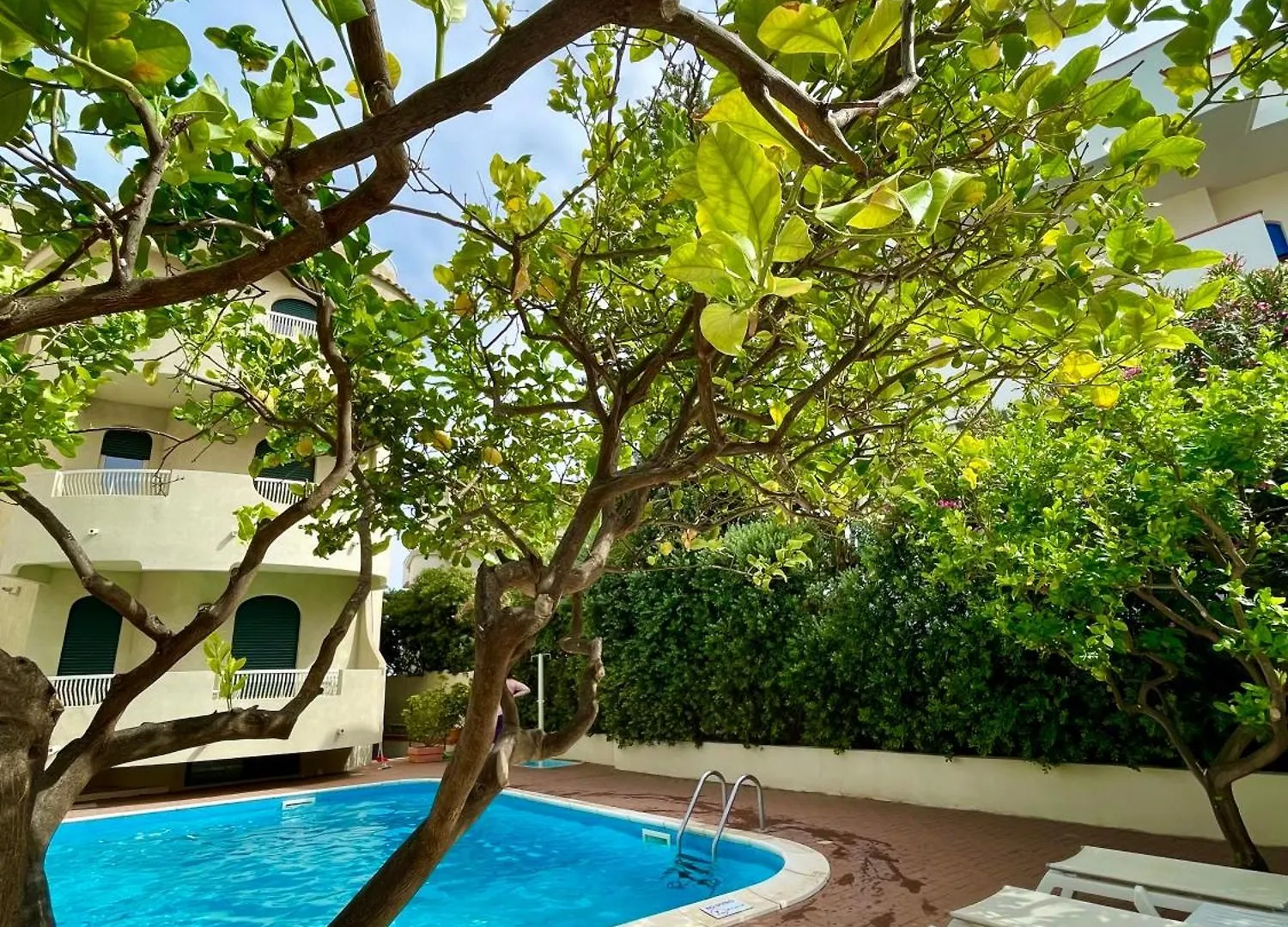 Apartahotel Villa Nettuno Residence Giardini-Naxos